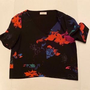 Babaton short sleeve blouse in flower multi